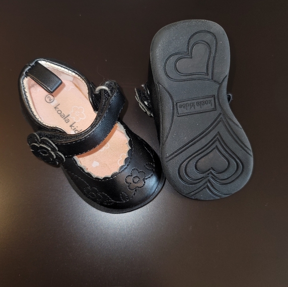 Baby shoes - Picture 5 of 6